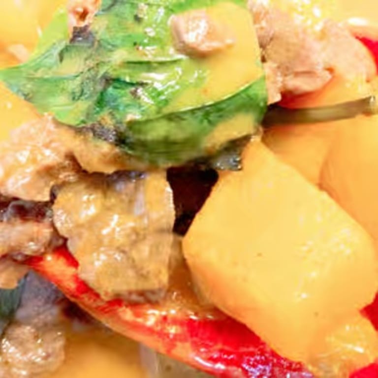 Delicious Curry Creations: Thai and Asian Flavors